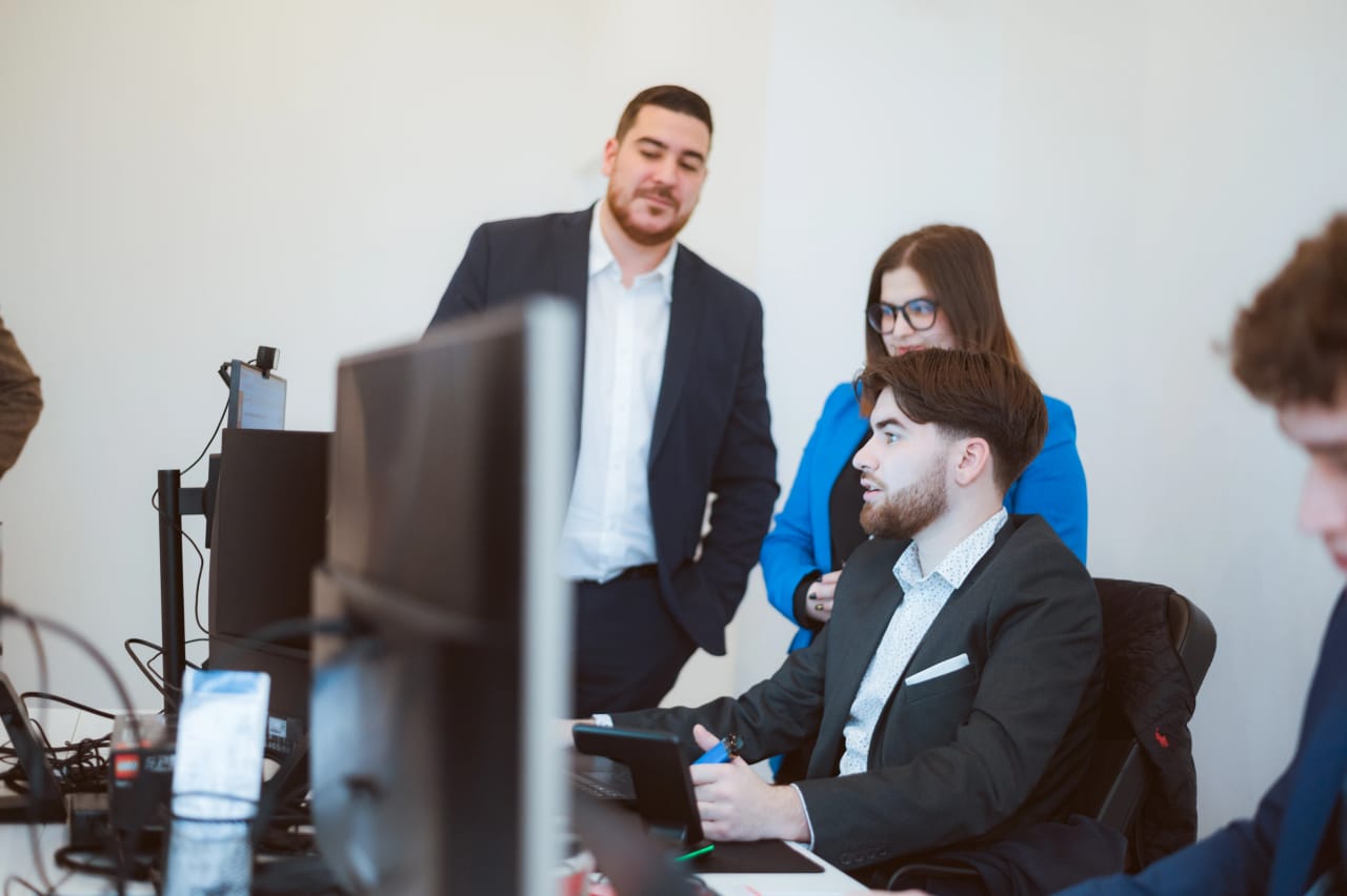 Equipe au bureau